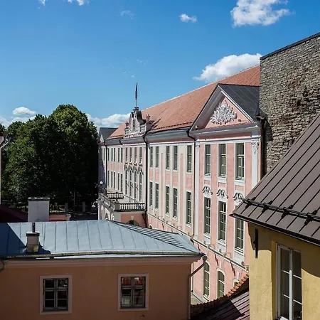 Toompea Castle 2-storey Unique * Таллінн